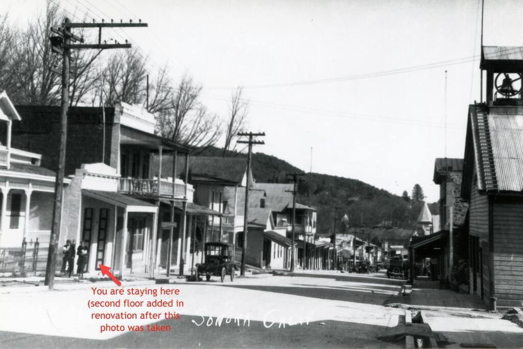 Historic Washington St Balcony Apartment Sonora Exterior photo